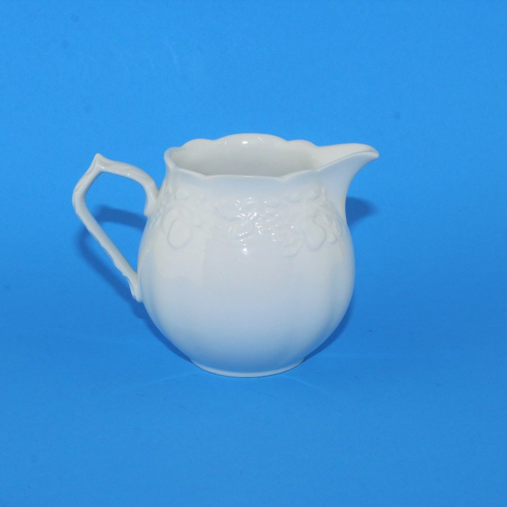 Orchard White by Ranmaru Creamer